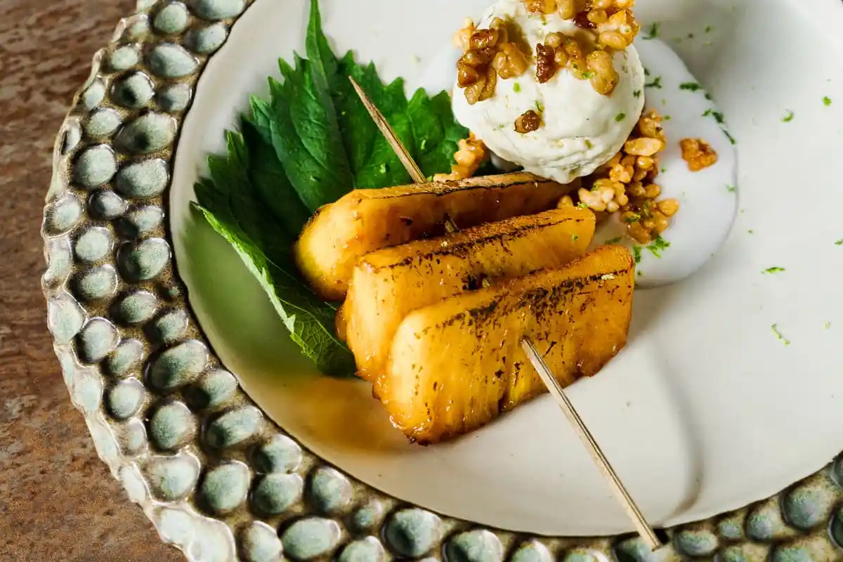 ROASTED PINEAPPLE | BILLY HO