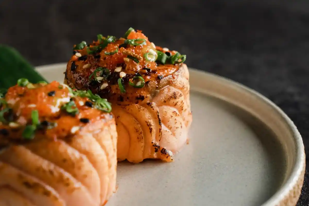 FLAME-TORCHED SALMON TORNADO | BILLY HO